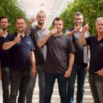 Twee grote tomatentelers slaan de handen ineen en fuseren